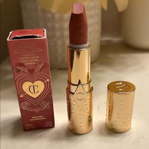 Charlotte Tilbury Matte Revolution Lipstick - Warm Rose